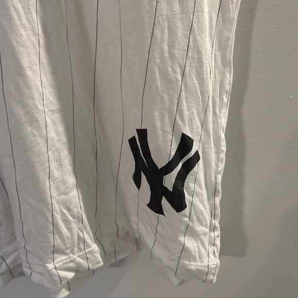 Nike Yankees Bronx Bomber Pinstripe White Racerback Tank Top - Picture 2 of 5